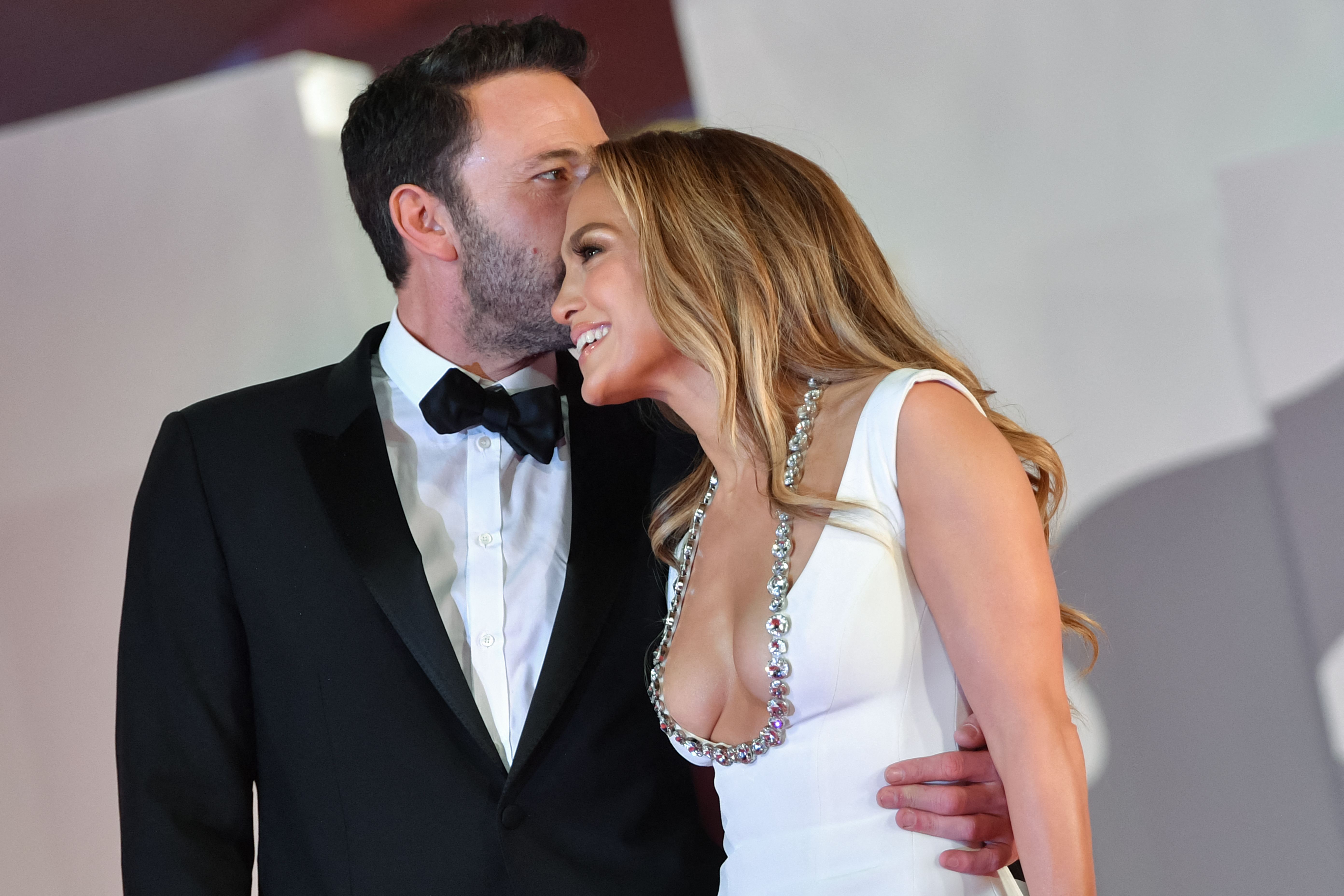 JLO y Ben Affleck demostraron su amor en el Festival de Venecia