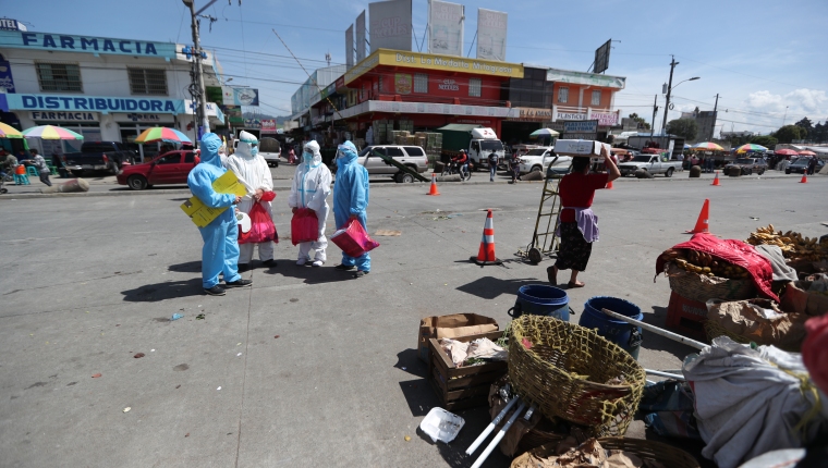 Guatemala ronda los 520 mil contagios de coronavirus, mientras este miércoles pocas personas llegan a vacunarse