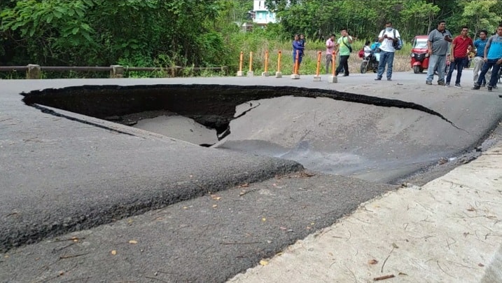 VIDEO | Colapsa puente Ingenieros en Ixcán, Quiché; asfalto se hunde lo que perjudica a 45 comunidades