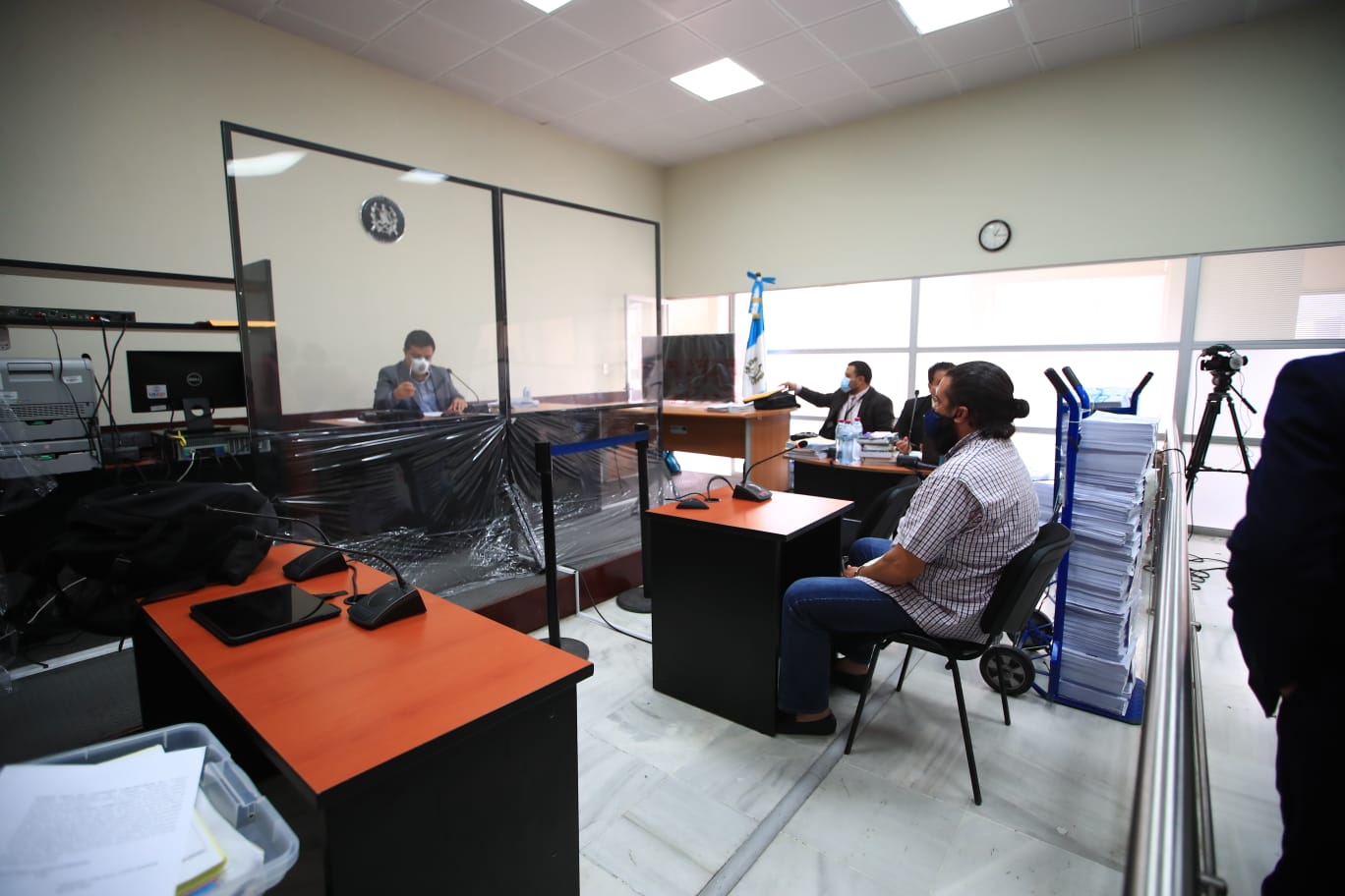 Suspenden audiencia del abogado Otto Gómez y juez lo envía a la prisión de Mariscal Zavala