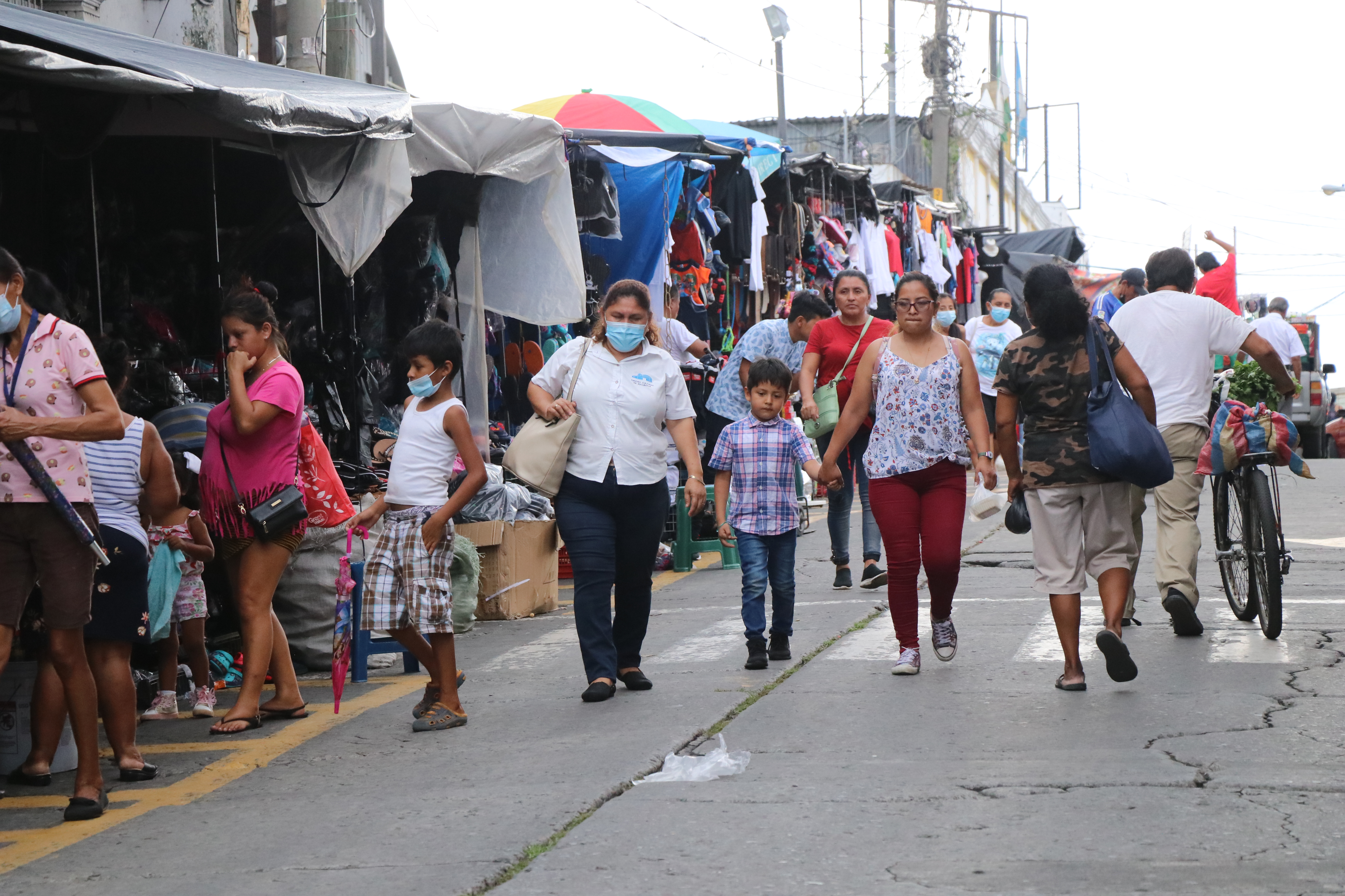 VIDEO | Vecinos de Puerto San José se abstienen a vacunarse por tipo de biológico aplicado