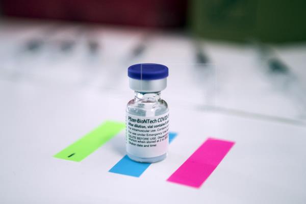 Coronavirus: OMS recomienda tercera dosis de vacuna a grupos de riesgo