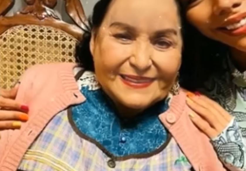 Carmen Salinas fue encontrada desmayada en el baño de su casa, afirma la familia