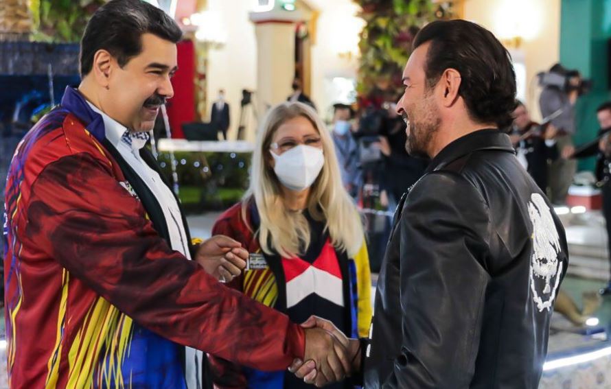 Pablo Montero y la polémica en la que se metió por llevarle serenata a Nicolás Maduro