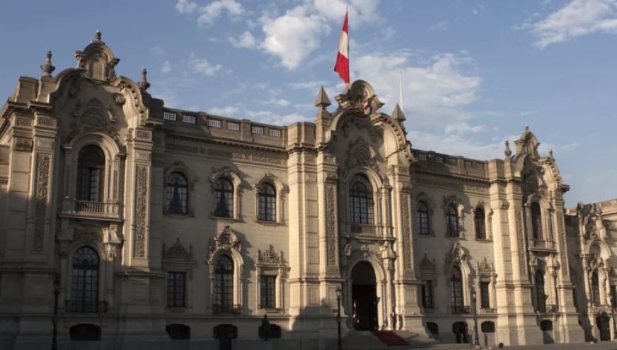 Bruno Pacheco: el escándalo en Perú por el hallazgo de US$20.000 en efectivo en el baño del secretario presidencial