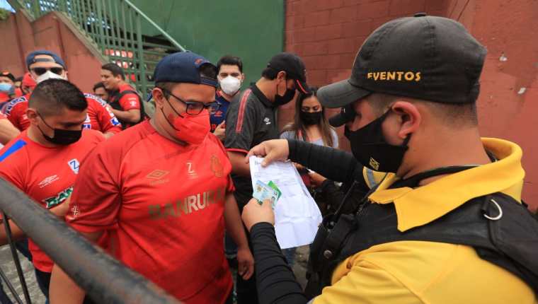 Clásico 316: Los rojos con su gente no pudieron anotarle a Comunicaciones