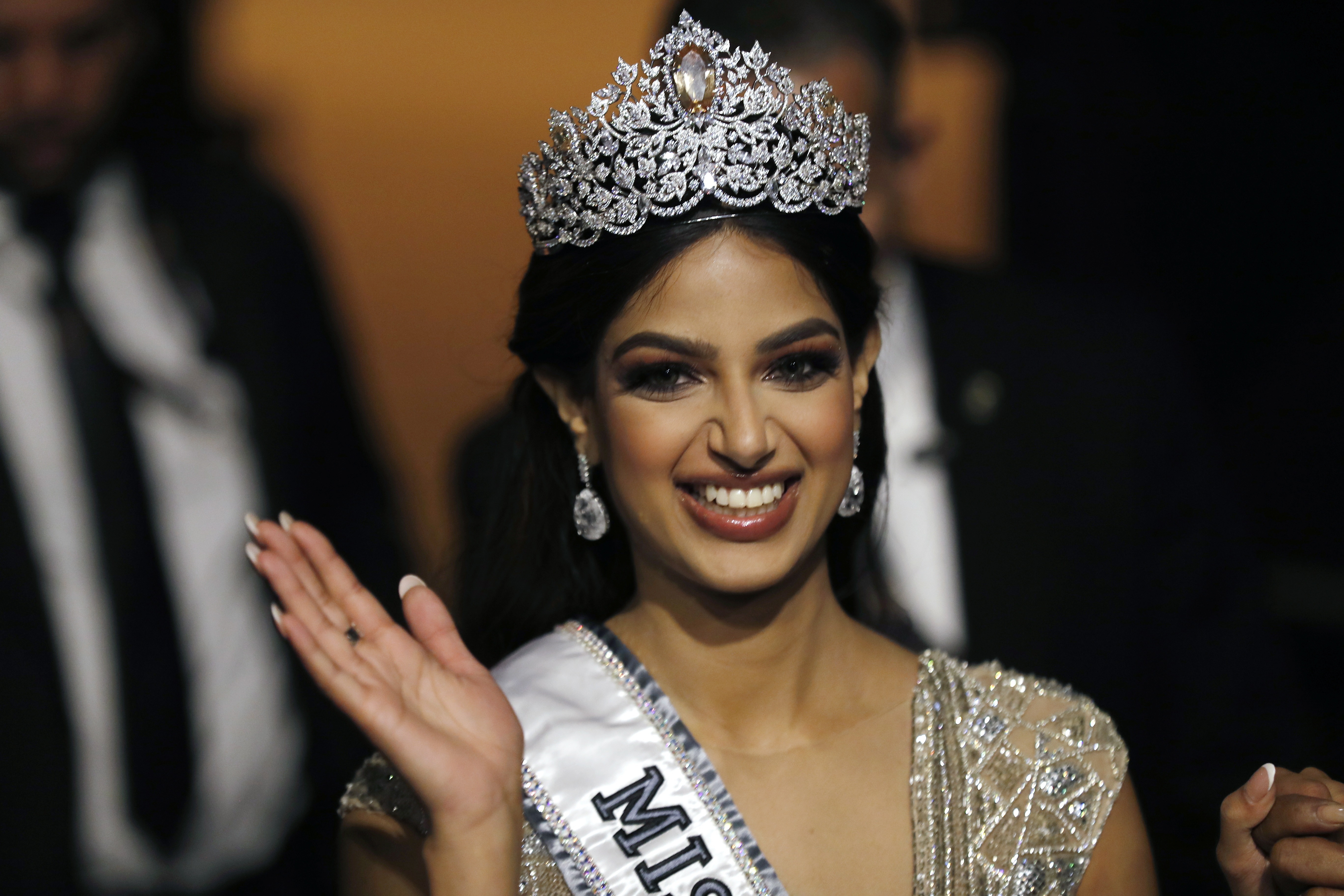 “Chak de Phatte”: Esto significa la frase que dijo Miss India al coronarse como la nueva Miss Universo
