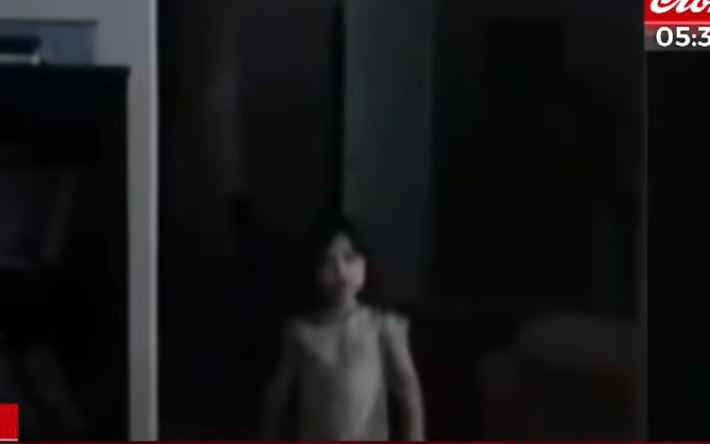 Video: mujer asegura que captó a un “fantasma hablando con su hija”