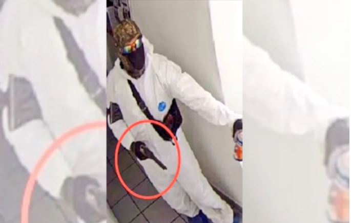 Llegaron al banco en México con trajes de sanitizadores para desinfectarlo, pero eran asaltantes y se llevaron el botín