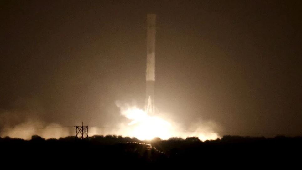 SpaceX: un cohete de la empresa de Elon Musk está en trayectoria de colisión con la Luna