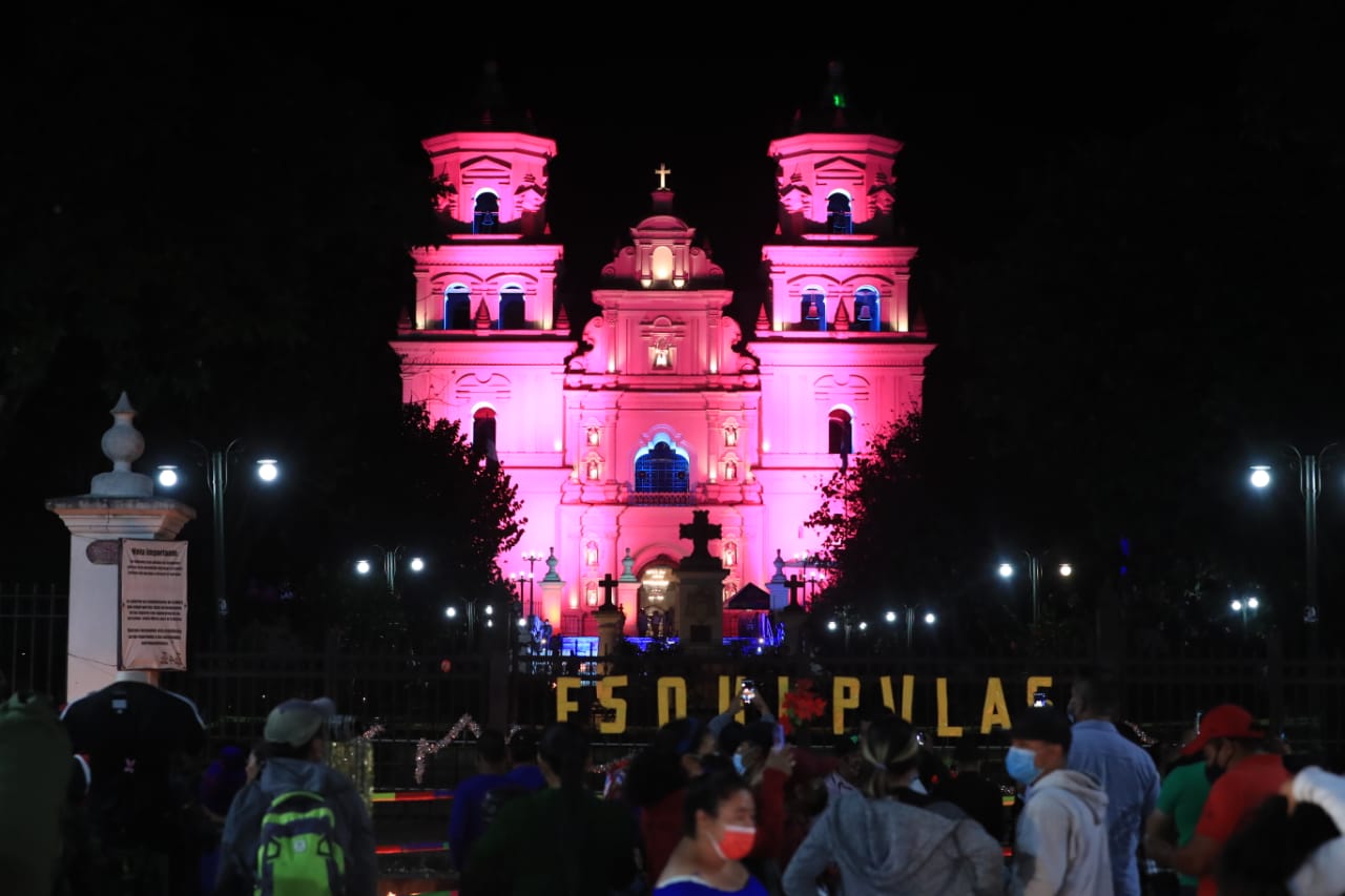 “Caminamos, navegamos y recorrimos más de 325 kilómetros”: peregrinos llegan a Esquipulas para venerar al Cristo Negro