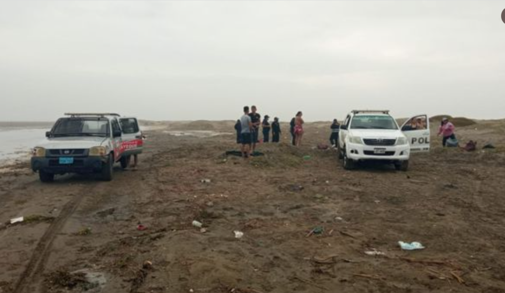 Los daños que dejó el tsunami en Tonga y Perú tras la erupción de volcán