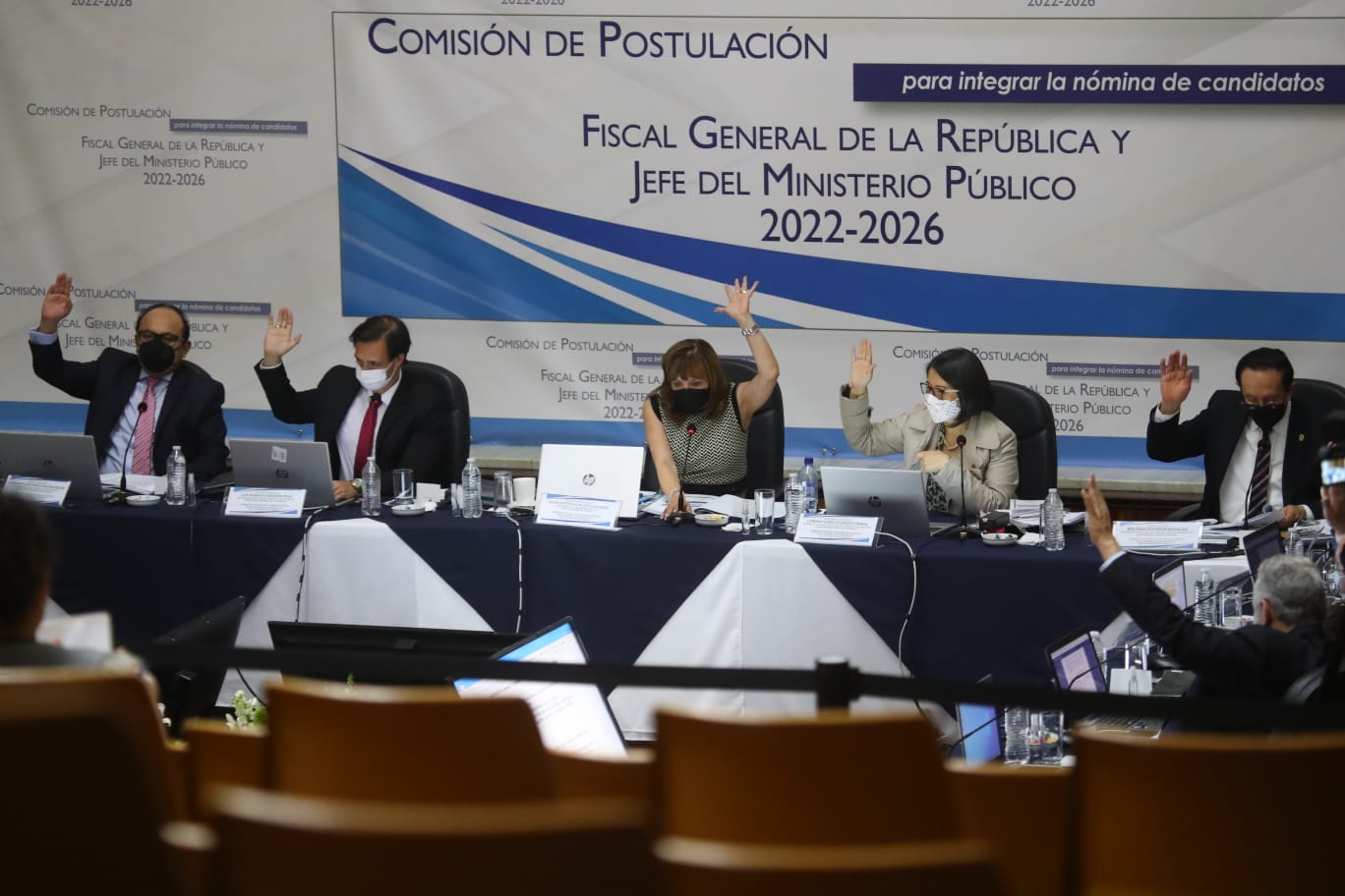Renuncia decano de la Facultad de Derecho de la Universidad Da Vinci y deja la Comisión de Postulación