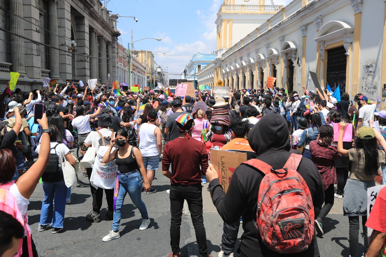 Ley para la Protección de la Vida y la Familia: Jóvenes rechazan al Congreso limitación de derechos