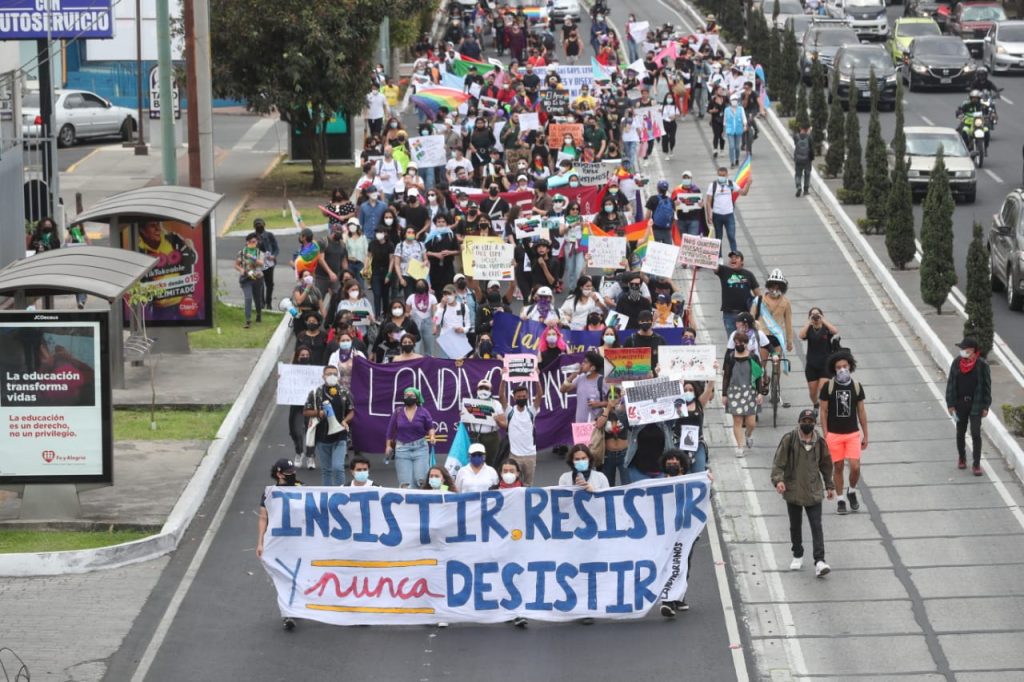 Ley para la Protección de la Vida y la Familia: Jóvenes rechazan al Congreso limitación de derechos