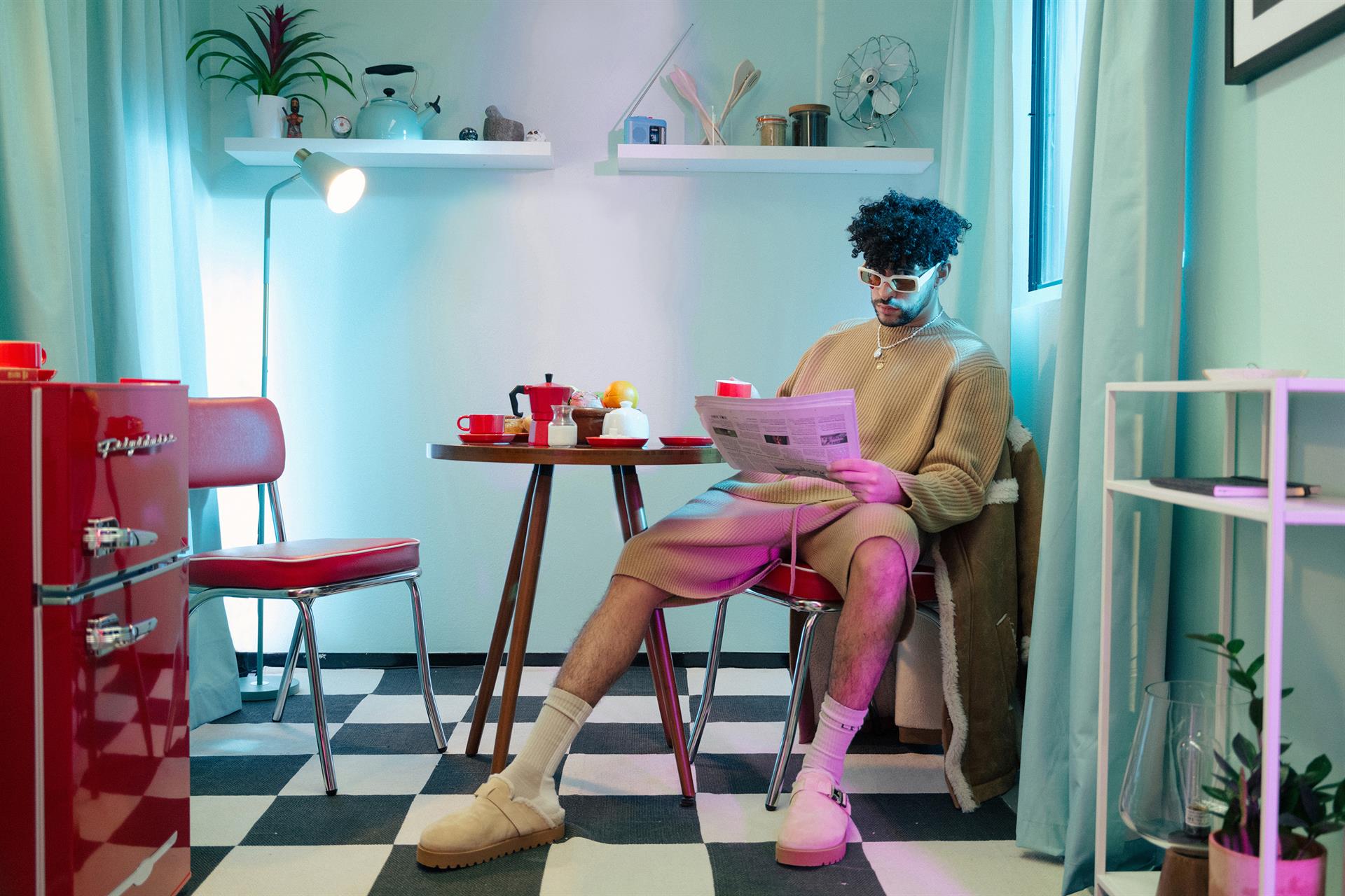El famoso camión de Bad Bunny sale en alquiler en Airbnb