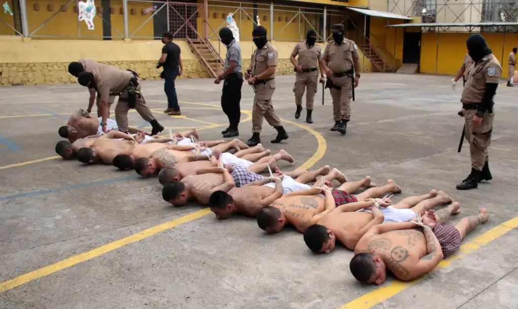 Congreso salvadoreño reforma el Código Penal y quintuplica la pena por pertenecer a pandillas o colaborar con ellas