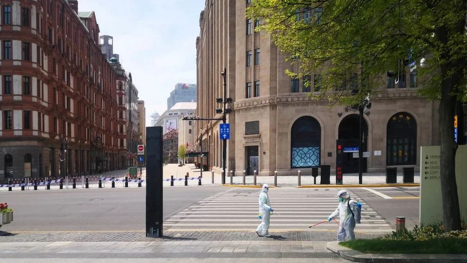 “La gente en Shanghái está harta, dice que este es el confinamiento de la muerte”: el testimonio de una colombiana encerrada en un centro de covid en China