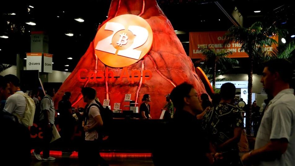 Bukele y el bitcoin: el “bono volcán” con el que el presidente busca endeudar a El Salvador en criptomonedas