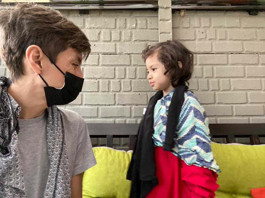 Valentina, la bebé que sufre secuelas del covid-19 y cuyos padres claman por ayuda