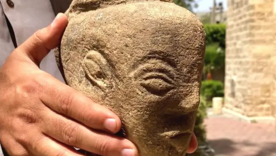 El agricultor que encontró una fascinante estatua de 4.500 años de antigüedad