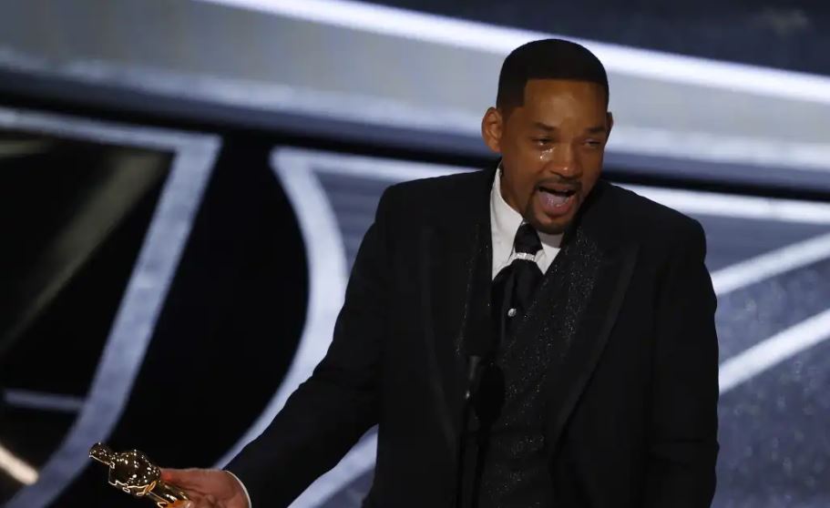 Will Smith renuncia a la Academia tras la bofetada a Chris Rock y esto dice en su comunicado