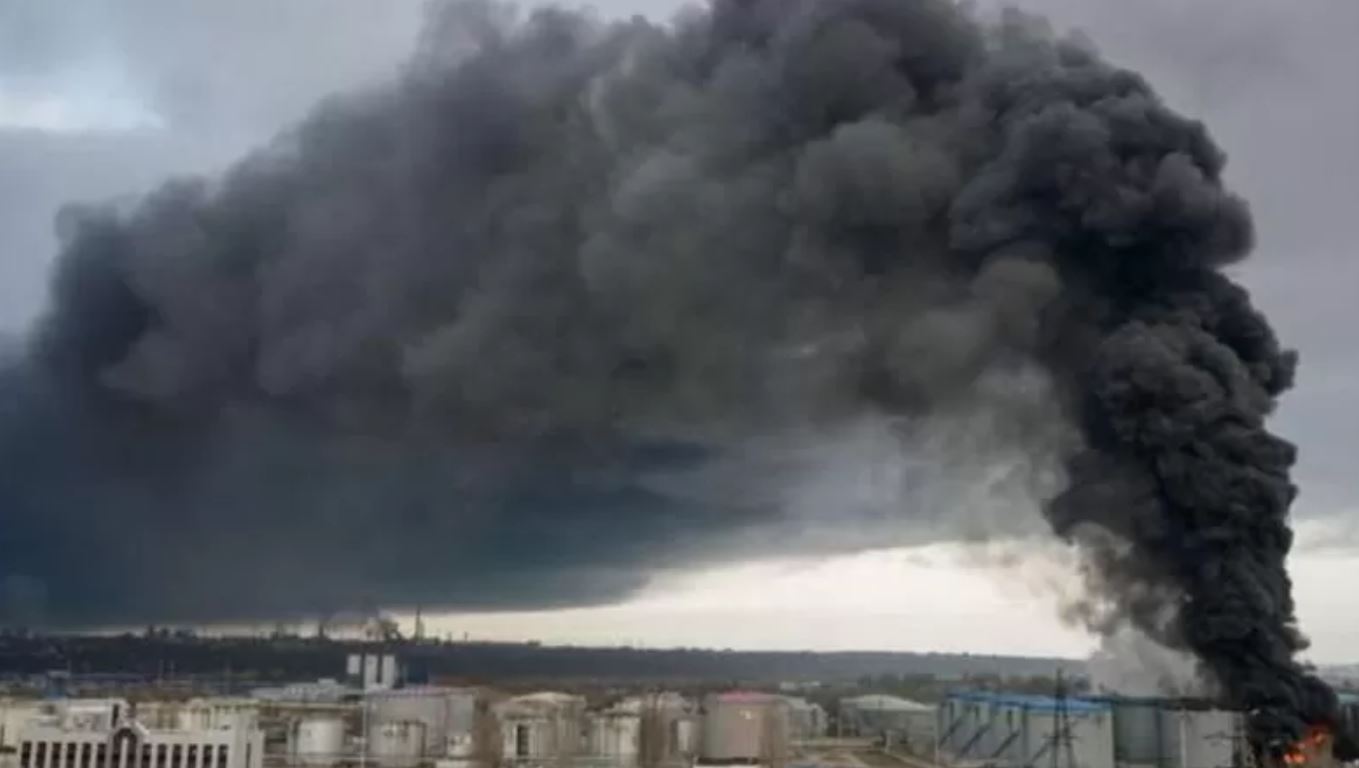 Rusia y Ucrania: el puerto de Odesa es blanco de misiles en un cambio de estrategia de Moscú en la guerra