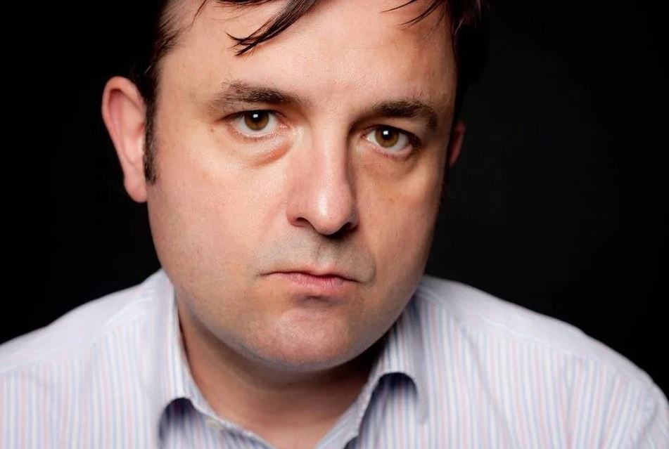 “Me trataron como un mono de feria”: la terrible infancia de un niño superdotado en España