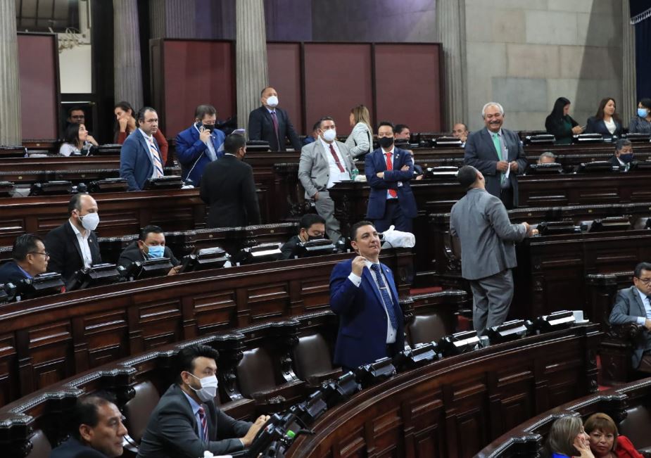 Congreso le receta Q1 mil millones al Fondo de Emergencia tras modificar el Presupuesto 2022 y Ley de Infraestructura