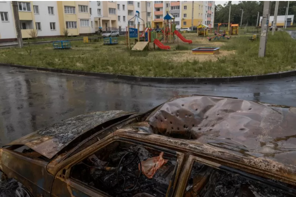 Rusia y Ucrania: las pruebas que muestran el uso indiscriminado de bombas de racimo por parte del ejército ruso