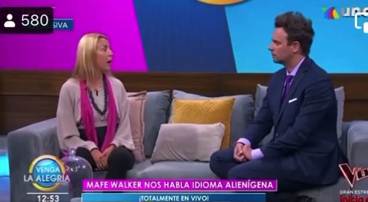 Ella es Mafer Walker, la mujer que asegura hablar idioma alienígena