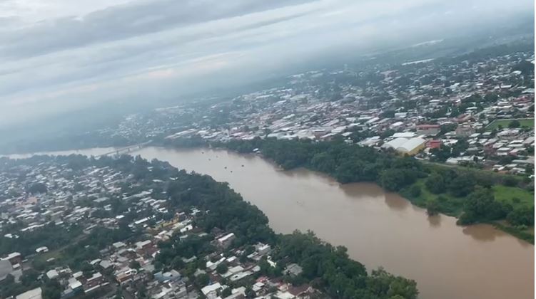 En imágenes: inundaciones y crecida de ríos afectan a varias localidades del país