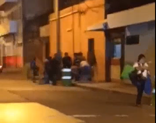 Pelea en zona 1