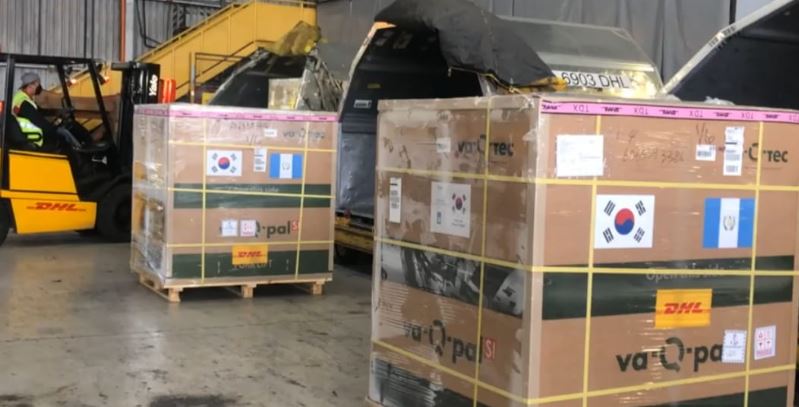 Niños de 6 a 11 años podrán recibir segunda dosis de Moderna, con tres meses de retraso, con las 500 mil 400 vacunas que donó Corea