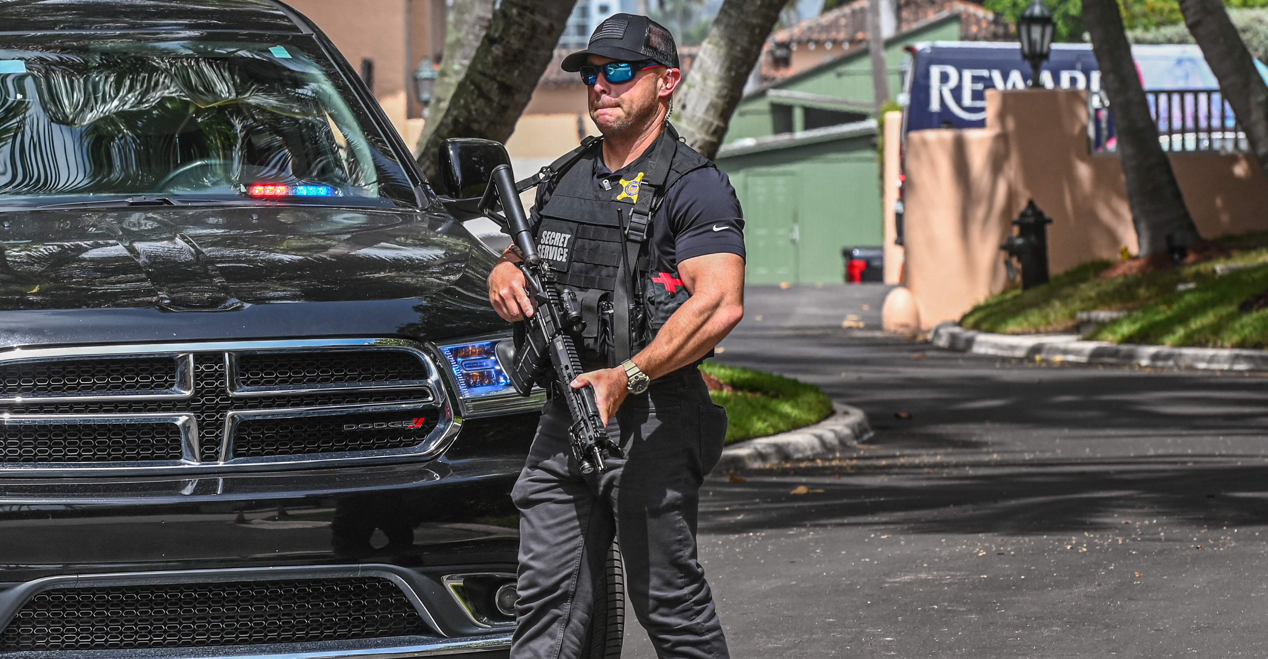 FBI incautó documentos clasificados como “ultrasecretos” en allanamiento a vivienda de Donald Trump