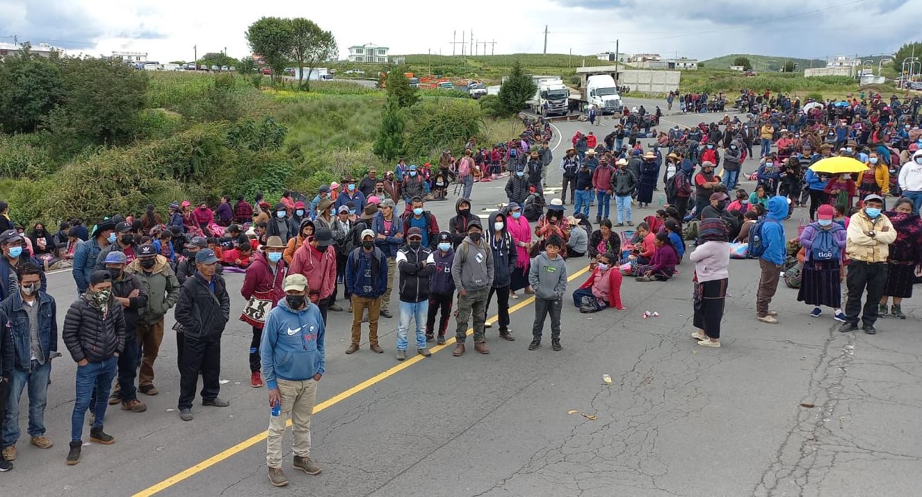 Pobladores liberan el paso en Alaska por conflicto entre Nahualá e Ixtahuacán pero mañana volverán a bloquear