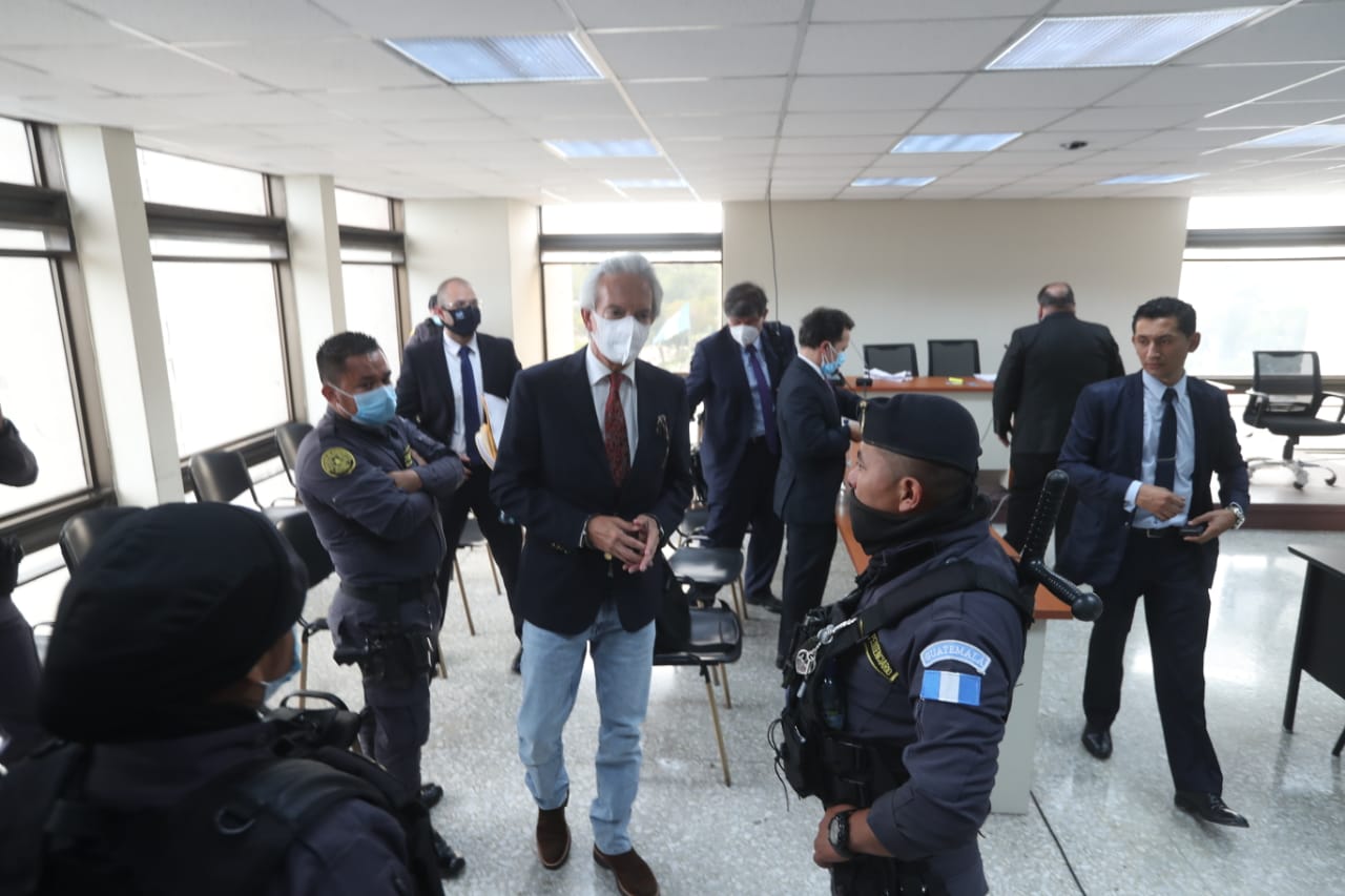 SIP nombra a Jose Rubén Zamora director de la sociedad de periodistas, le brindan respaldo y piden al Gobierno de Guatemala su liberación