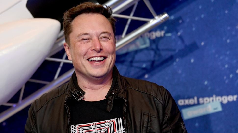 Starlink: ¿por qué Elon Musk está lanzando miles de satélites al espacio?