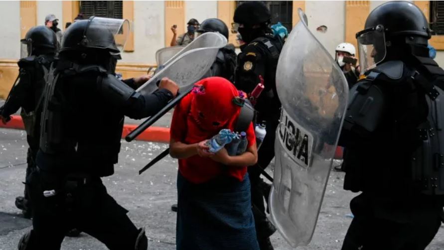 Iniciativa sobre uso de la fuerza pública en manifestaciones no regresará a comisión para ser revisada y podría ser aprobada