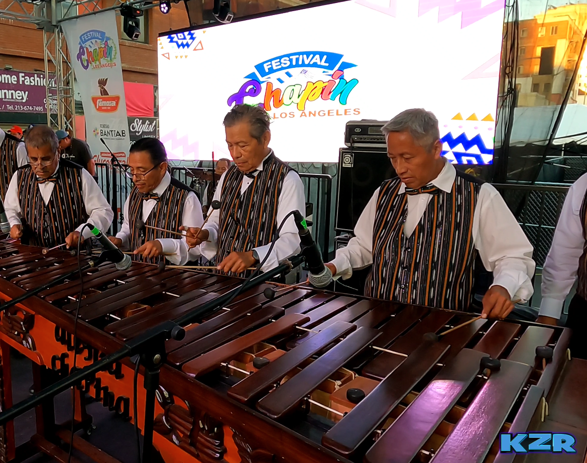 Marimbas en el Festival Chapín en Los Ángeles