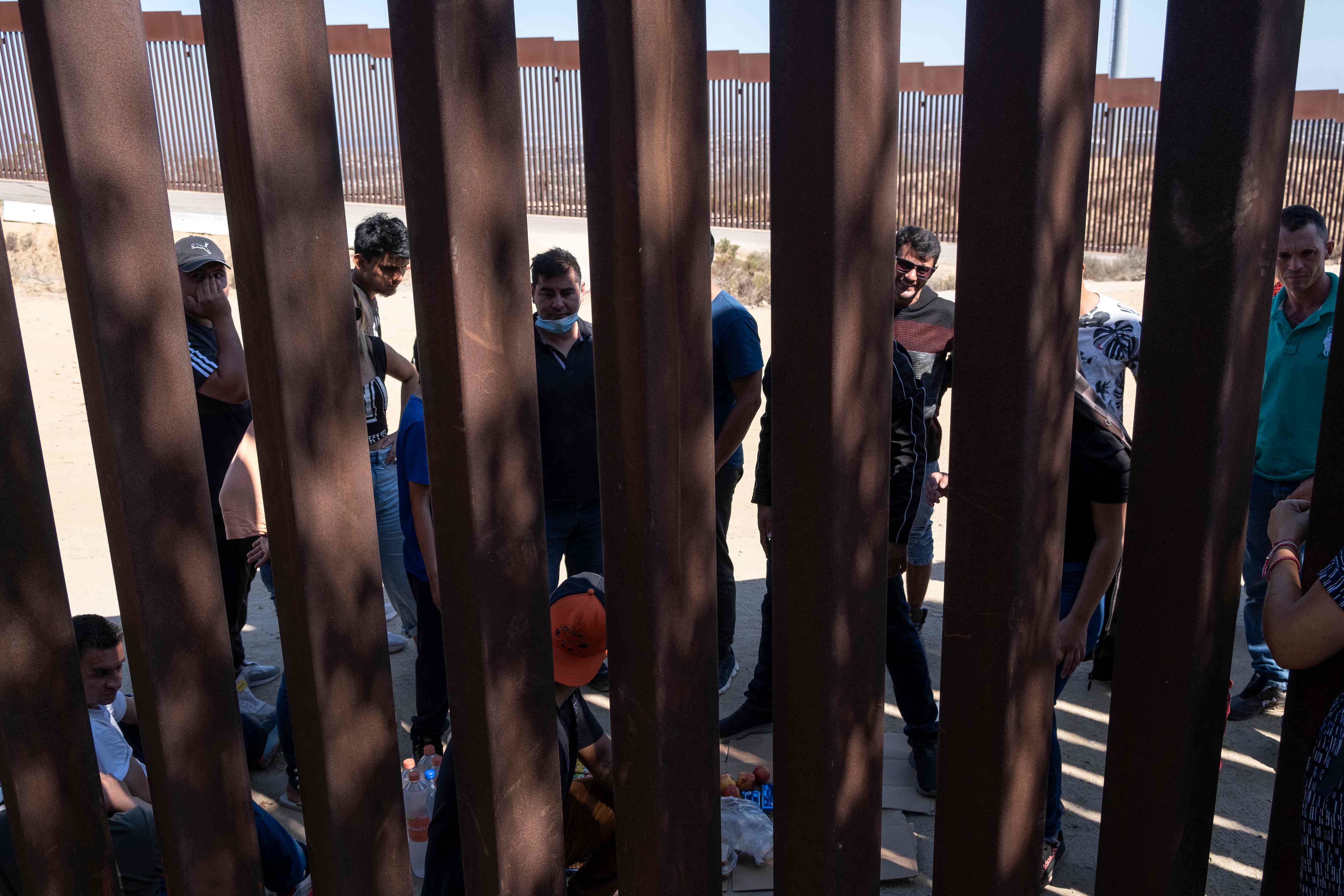 Tragedia migrante: 28 cadáveres de guatemaltecos yacen en la morgue de McAllen y esto dicen las autoridades