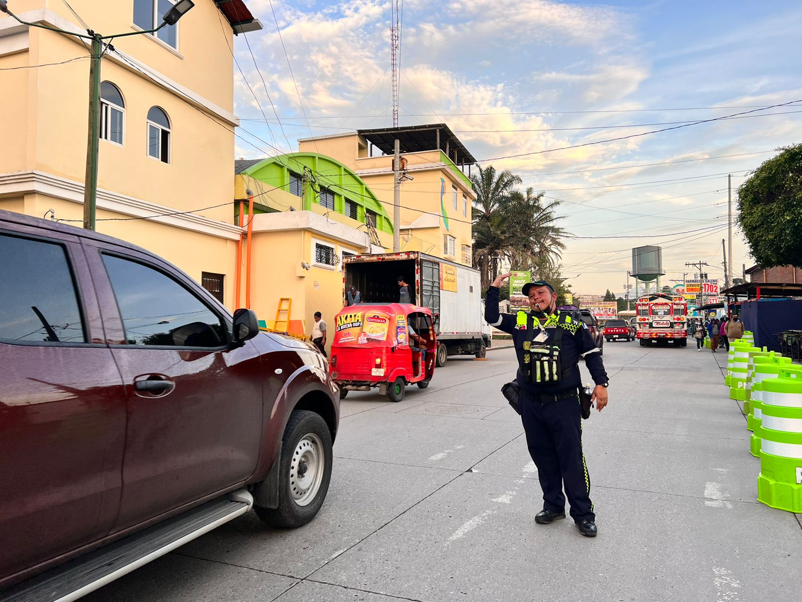 Antorchas y desfiles impactarán en el tránsito vehicular la próxima semana