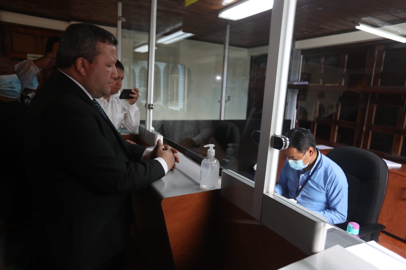 Asociaciones de veteranos militares se oponen a resarcimiento de Q36 mil y accionan en la CC