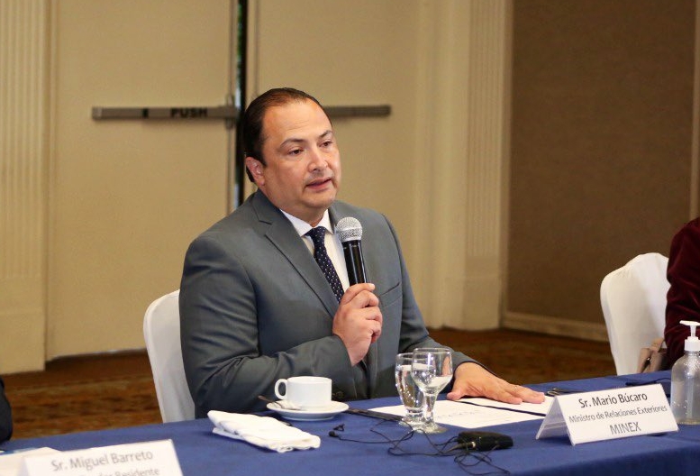 Mario Búcaro