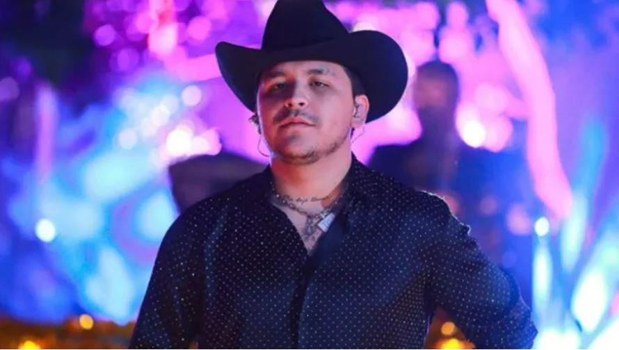 El deseo de un niño que concedió Christian Nodal en pleno concierto
