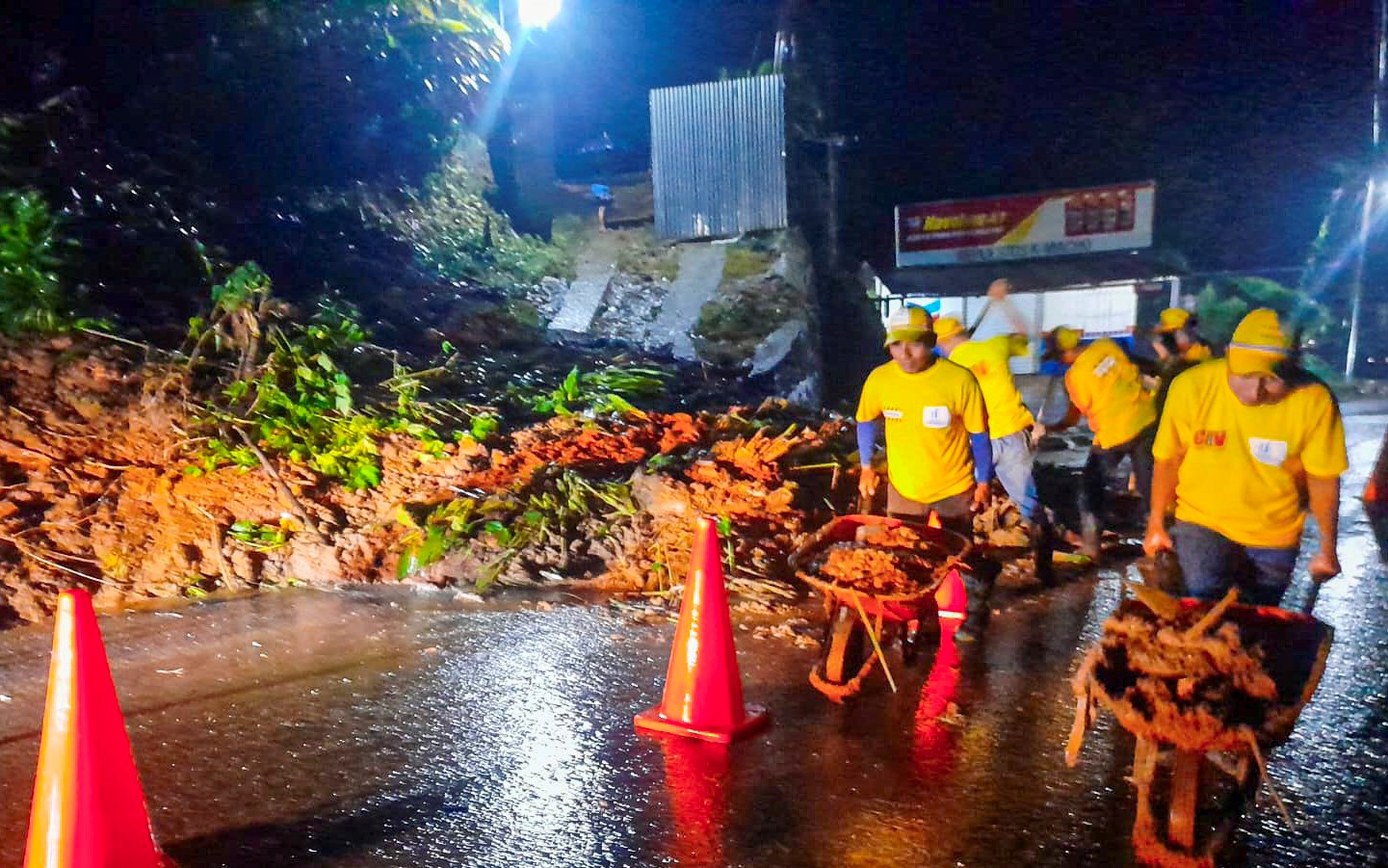 Tormenta tropical Julia: estos son los tramos carreteros que se encuentran bloqueados por derrumbes