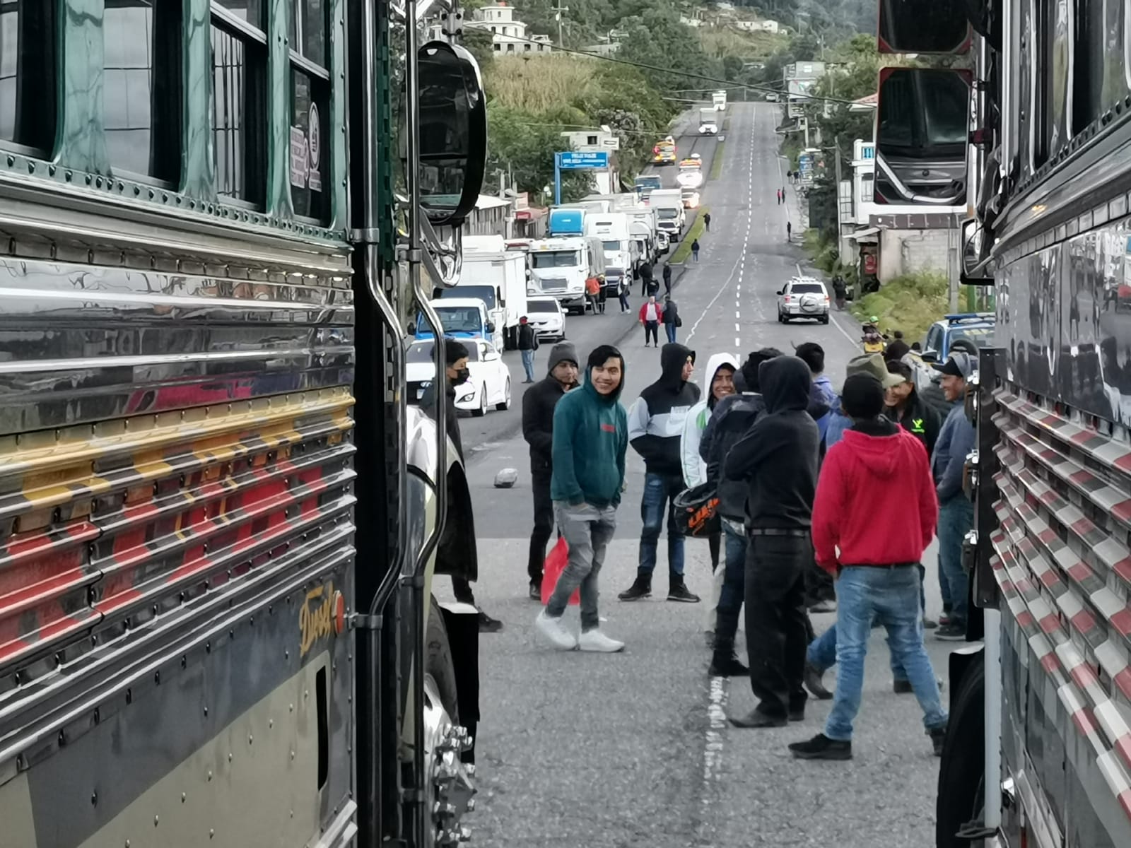 Precios de los combustibles: transportistas se reúnen con autoridades y hacen varias peticiones para afrontar el alto costo del diésel