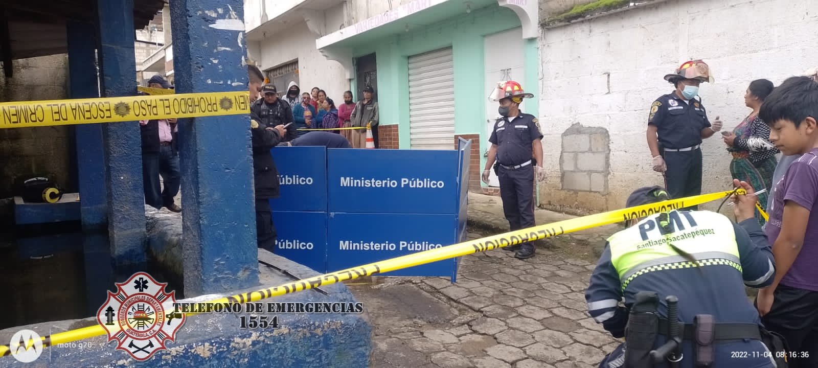 Insólito hallazgo: encuentran cadáver que flotaba en pila pública de Santiago Sacatepéquez