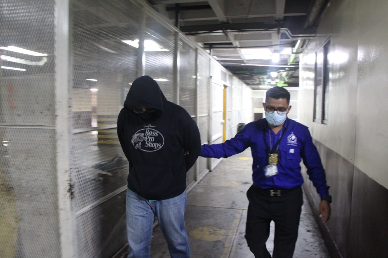 Detenido por Interpol: El caso del hombre señalado por evasión de Q150 millones a la SAT y que fe capturado en Panamá