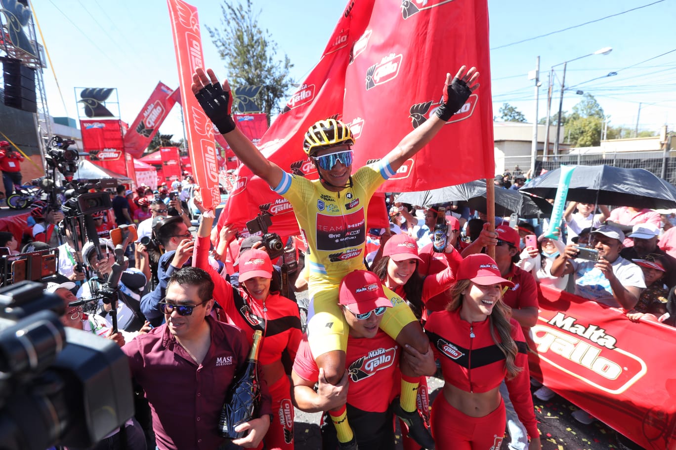 Mardoqueo Vásquez se corona como campeón de la 61 vuelta ciclística de Guatemala
